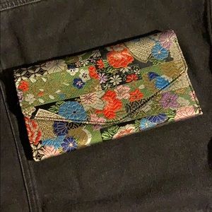 Steve Madden floral clutch